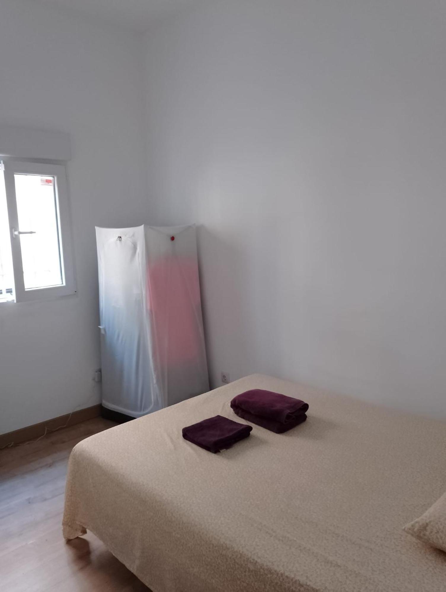 Habitacion En Piso Compartido マドリード エクステリア 写真