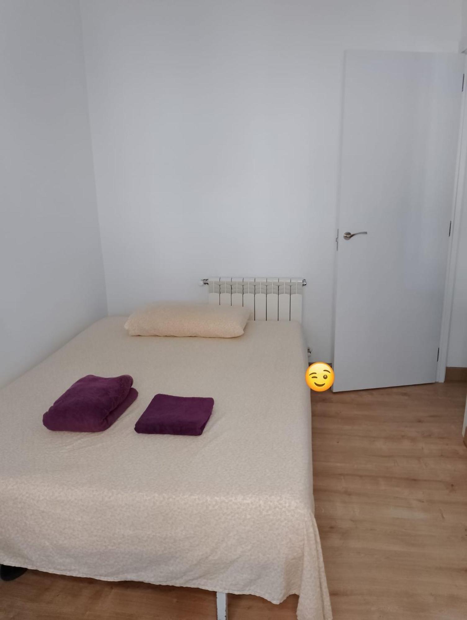 Habitacion En Piso Compartido マドリード エクステリア 写真
